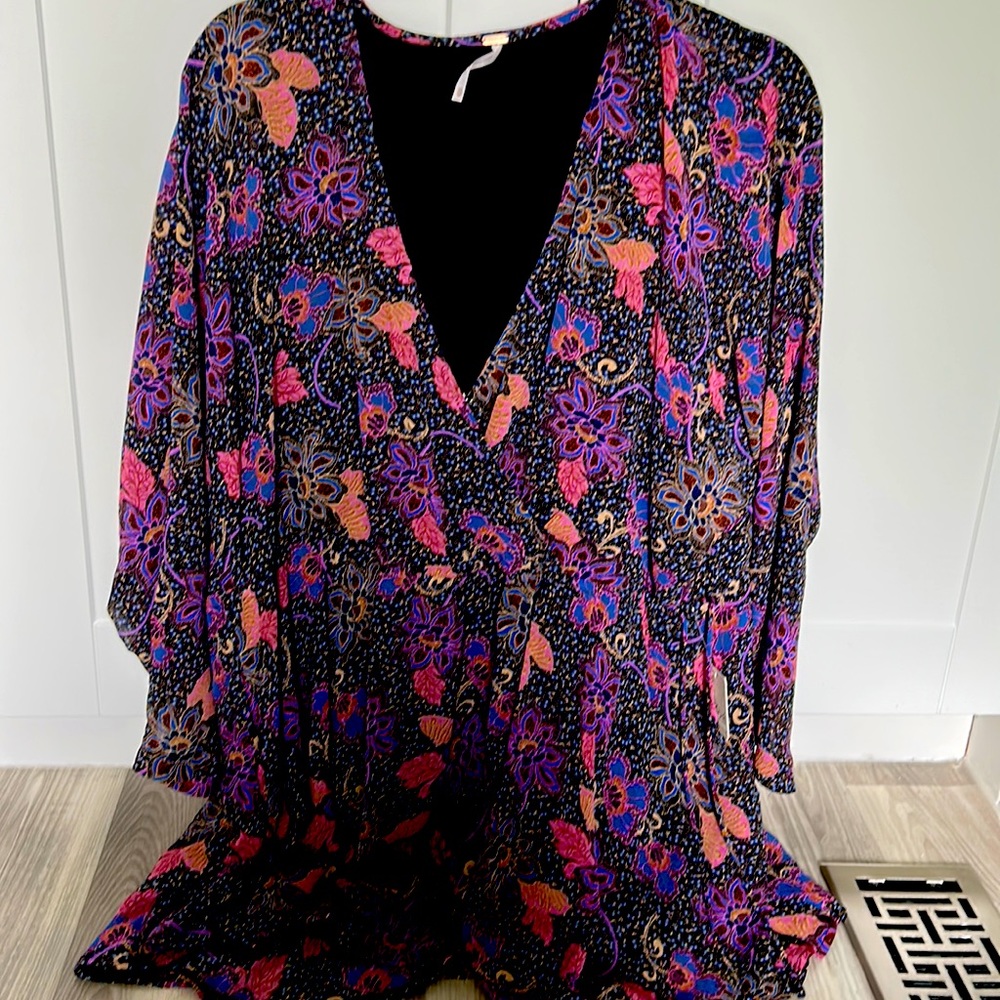 Gorgoeus lined free people shirt   Brand new